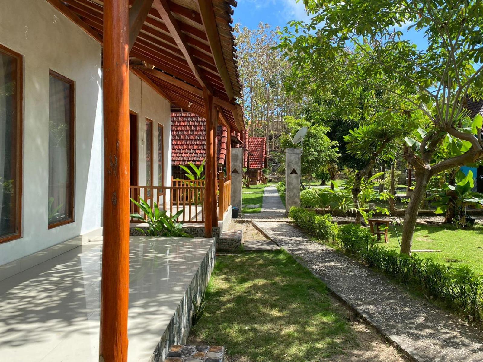 Hôtel Beautiful house à Batununggul Extérieur photo